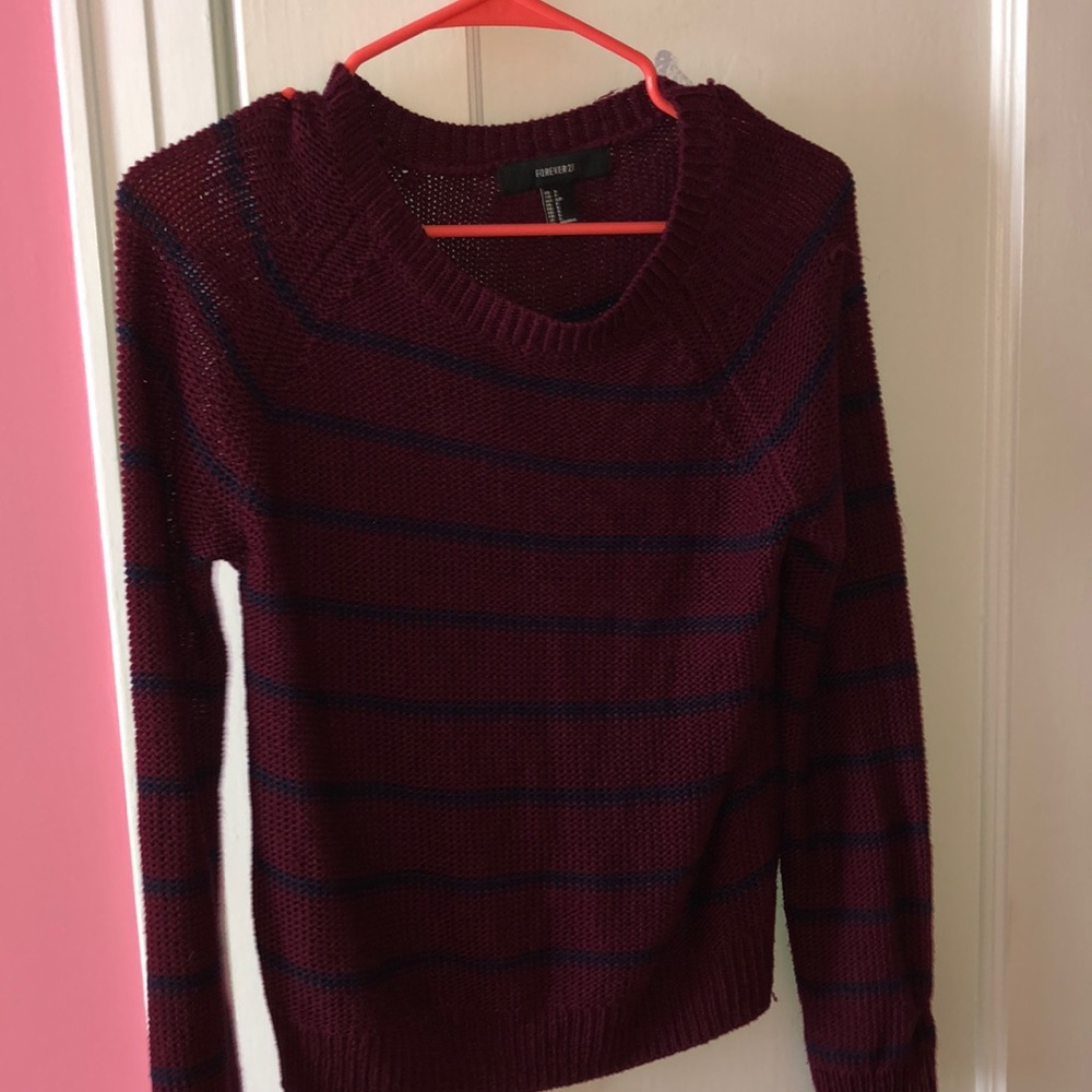 Sweater - Picture 1 of 4